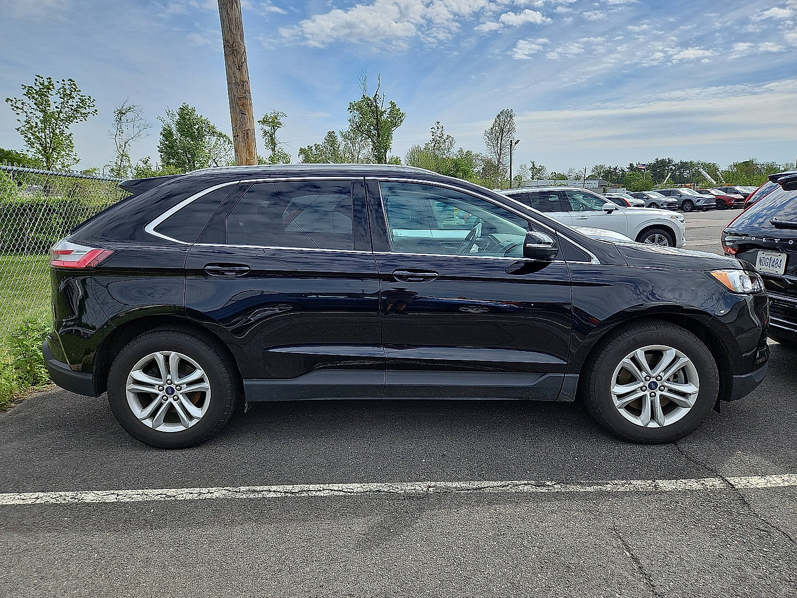 Used 2019 Ford Edge SEL AWD/4WD image 7