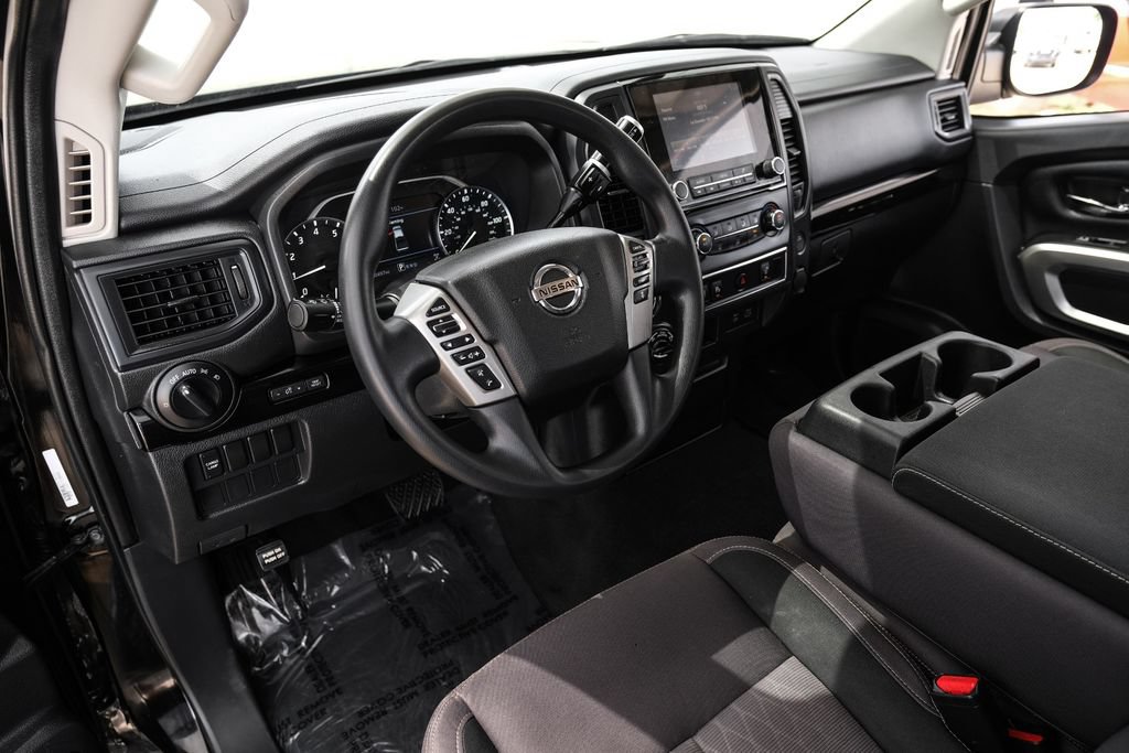 Used 2022 Nissan Titan SV w/ Accessory Utility Package AWD/4WD image 2
