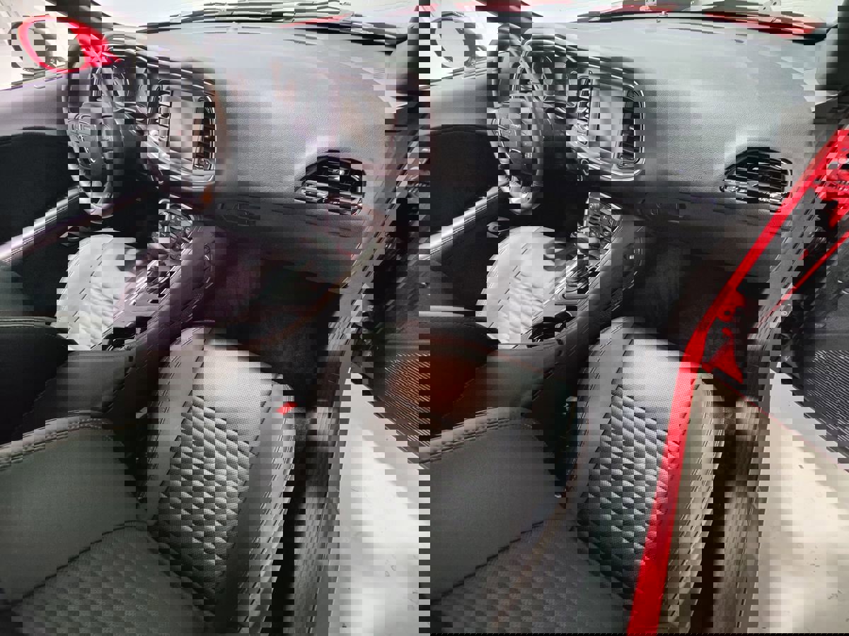 Used 2015 Dodge Challenger R/T Plus image 12