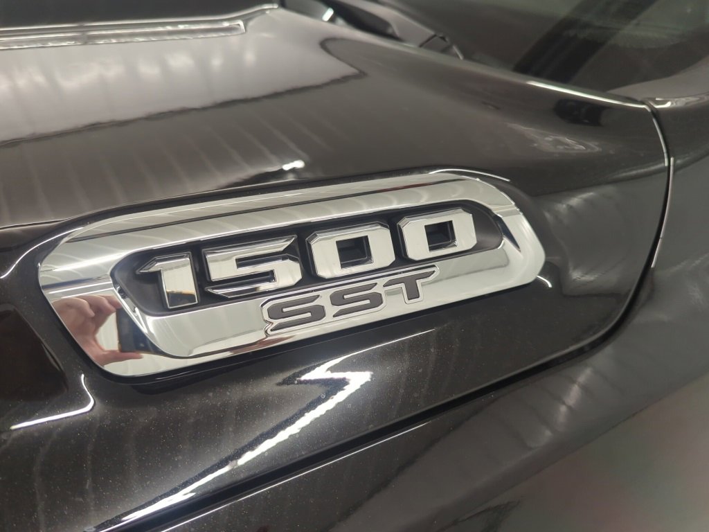 New 2025 RAM 1500 Laramie image 10