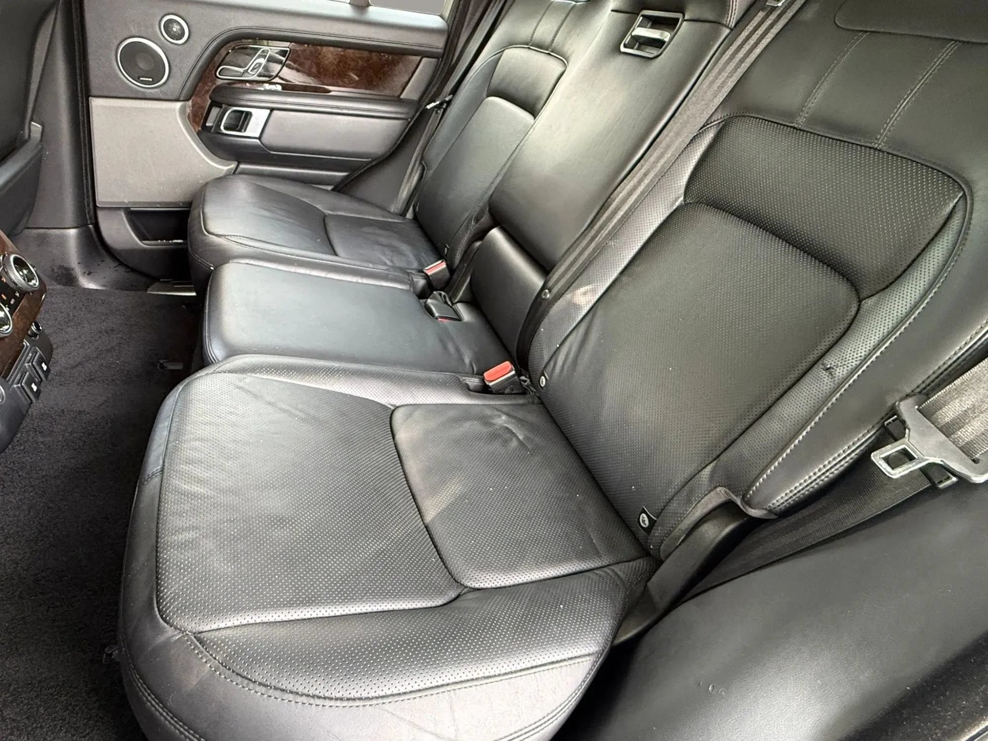 Used 2020 Land Rover Range Rover HSE AWD/4WD image 29