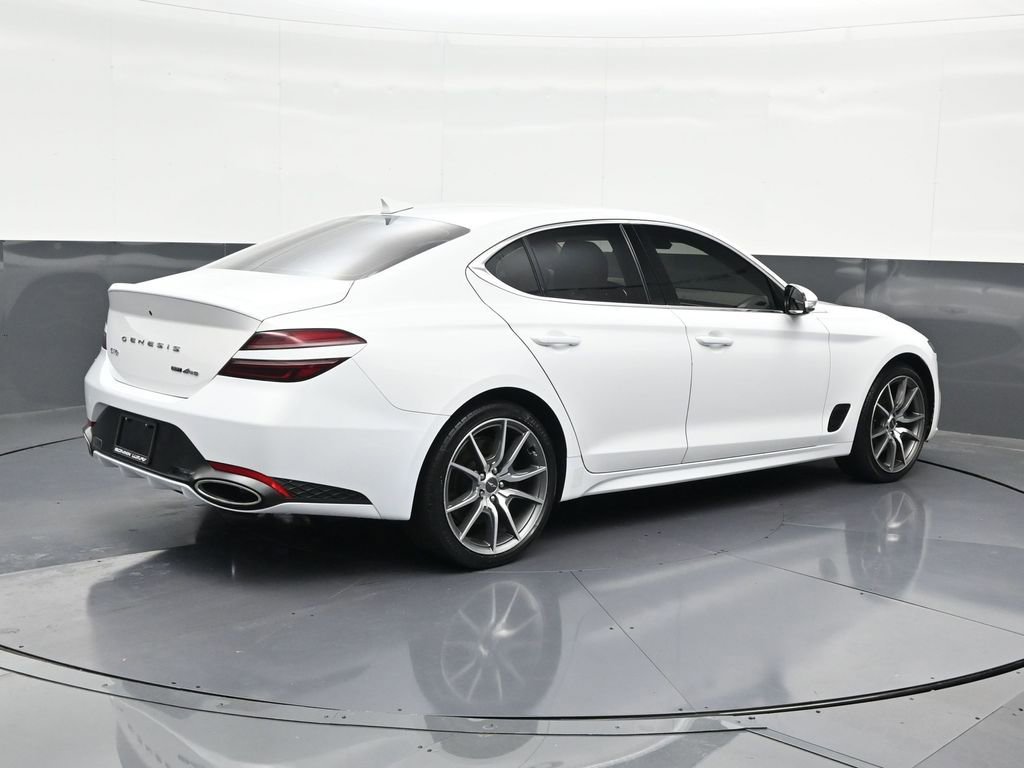 Used 2022 Genesis G70 3.3T AWD/4WD image 5