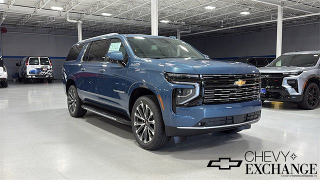 New 2025 Chevrolet Suburban High Country w/ Sun And Tow Package