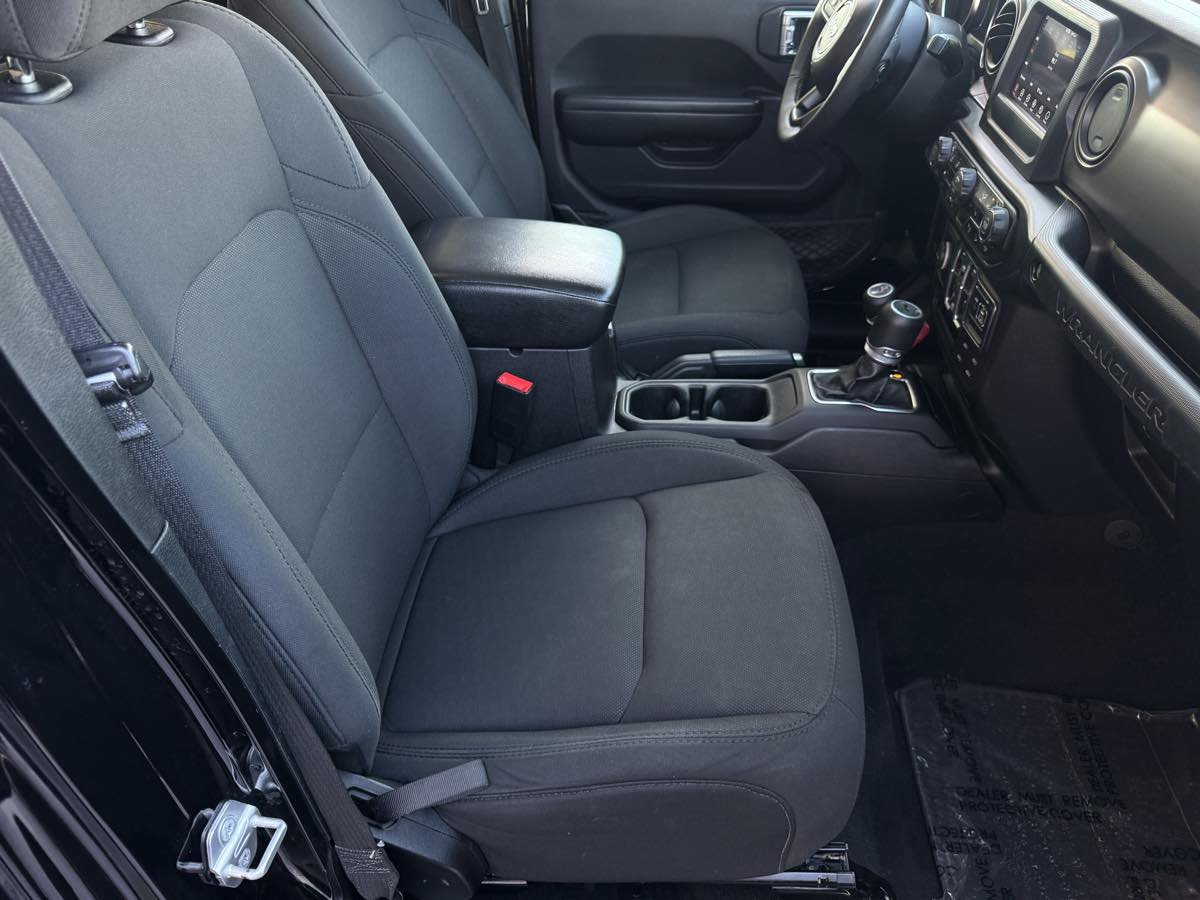 Used 2019 Jeep Wrangler Unlimited Sport S AWD/4WD image 21