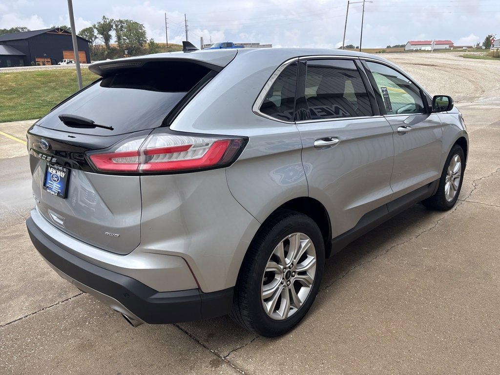 Used 2024 Ford Edge Titanium image 5