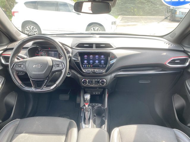 Used 2023 Chevrolet TrailBlazer RS w/ Convenience Package AWD/4WD image 19