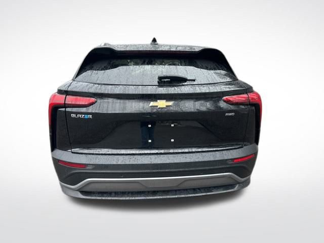 Certified 2024 Chevrolet Blazer EV LT image 4