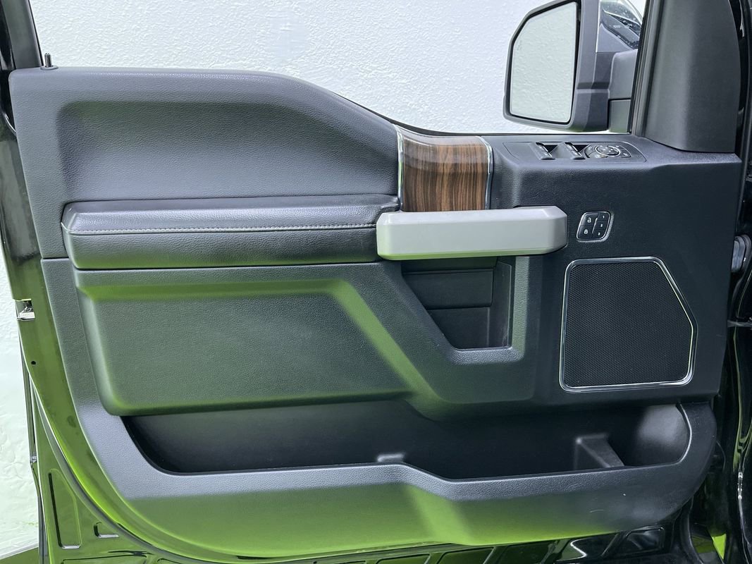 Used 2017 Ford F150 Lariat w/ Equipment Group 502A Luxury image 16