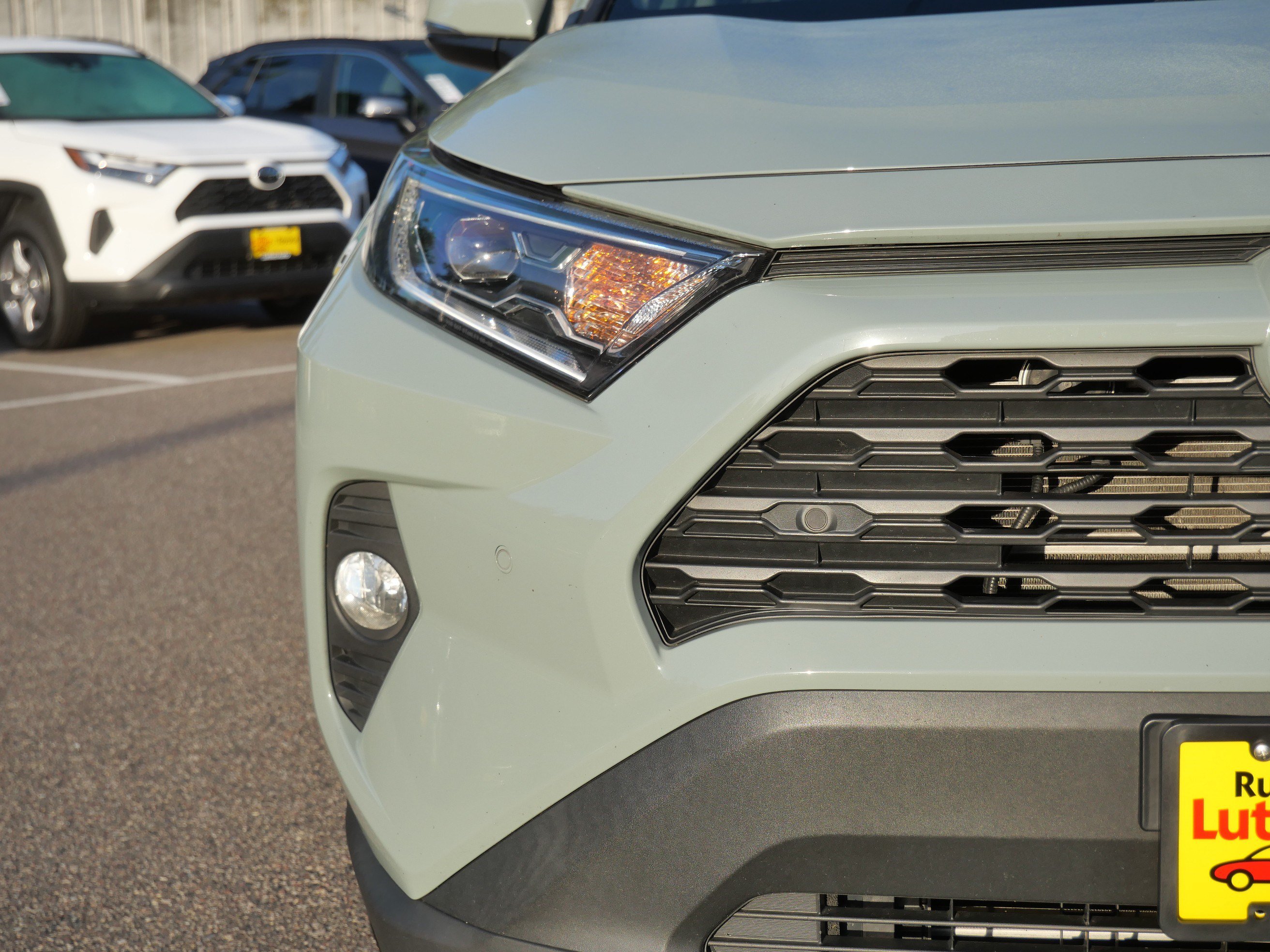 Certified 2021 Toyota RAV4 XLE Premium AWD/4WD image 17