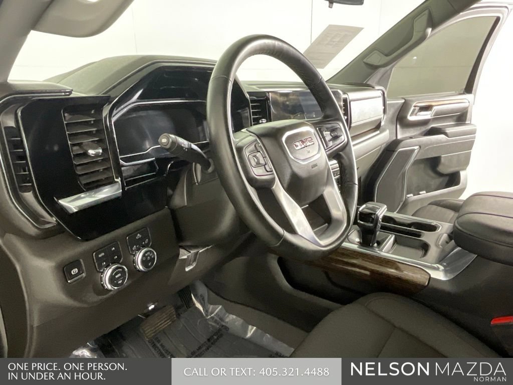 Used 2025 GMC Sierra 1500 Elevation AWD/4WD image 29