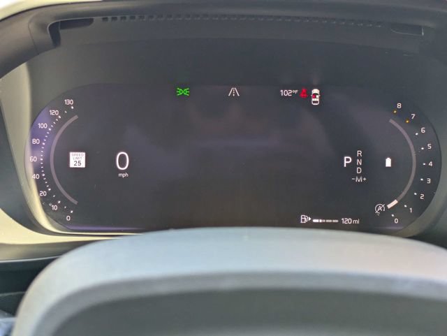 Certified 2023 Volvo XC40 B5 Plus w/ Protection Package Premier AWD/4WD image 34