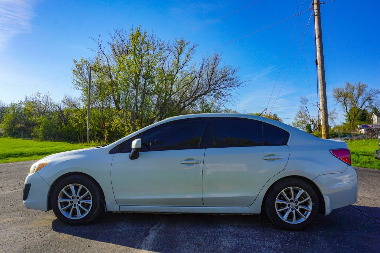 Used 2013 Subaru Impreza 2.0i Premium w/ All-Weather Pkg AWD/4WD image 6