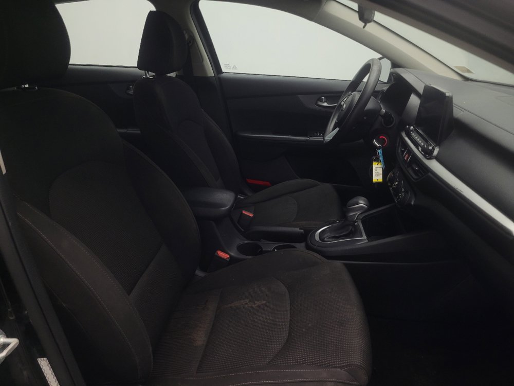 Used 2021 Kia Forte LXS FWD image 21
