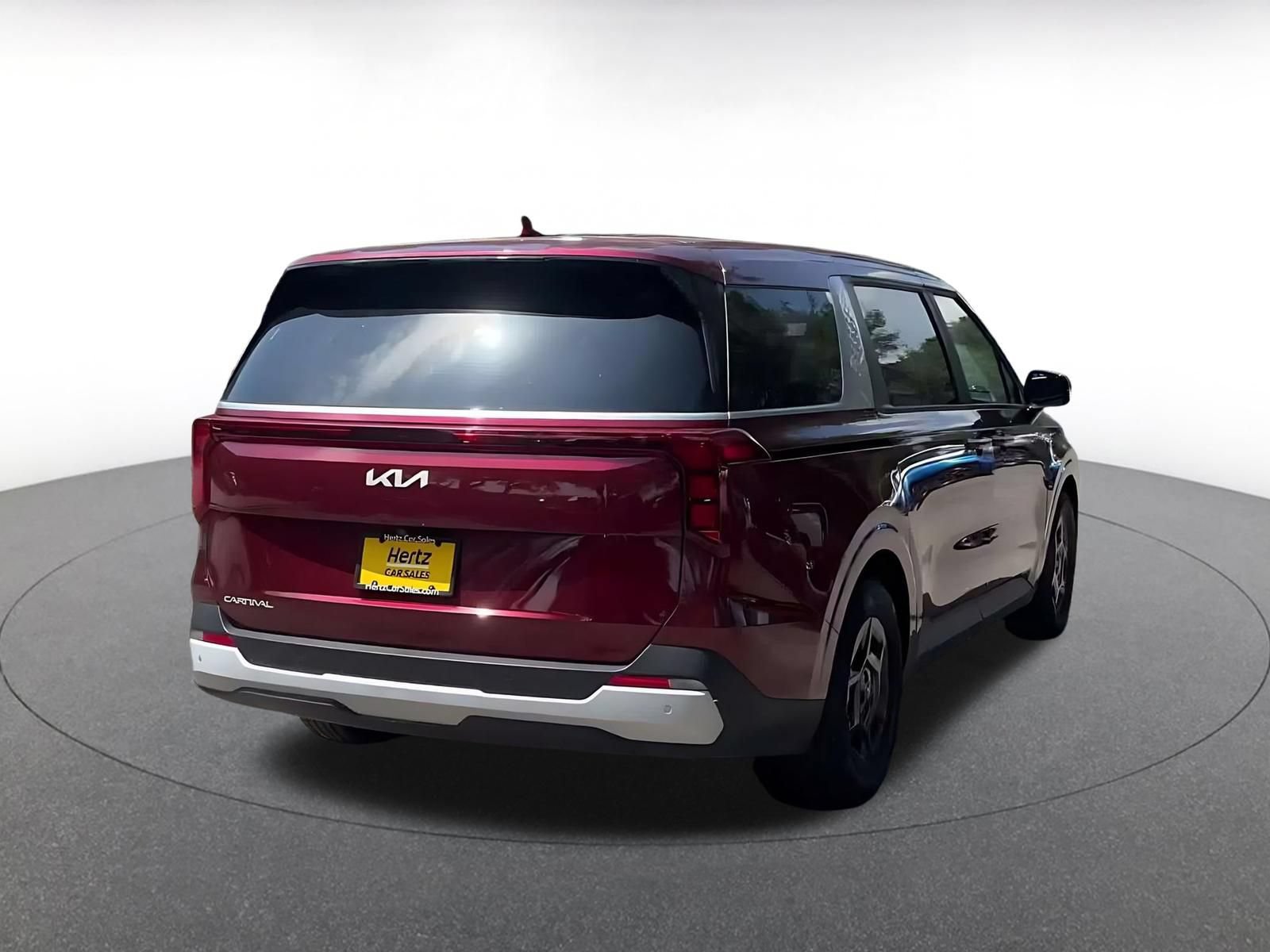 Used 2026 Kia Carnival FWD image 14
