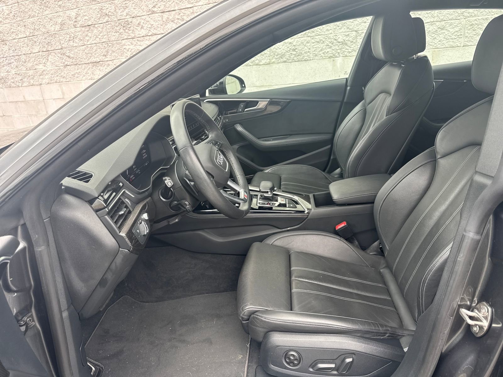 Used 2023 Audi S5 Prestige image 2