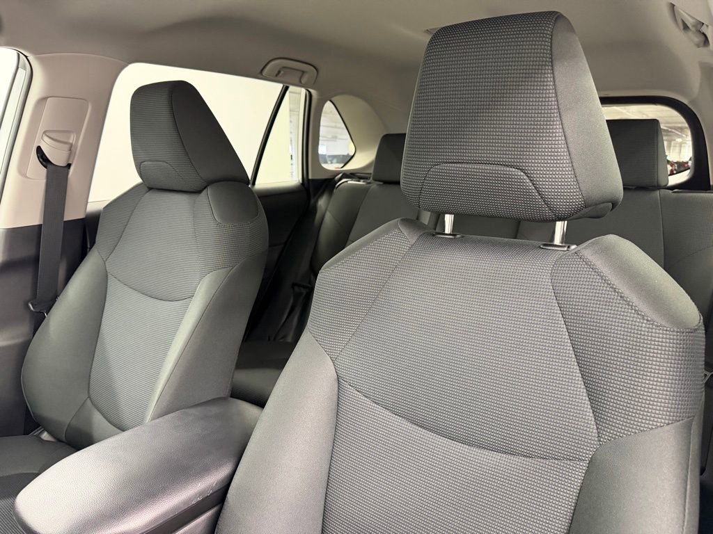 Certified 2025 Toyota RAV4 LE FWD image 23