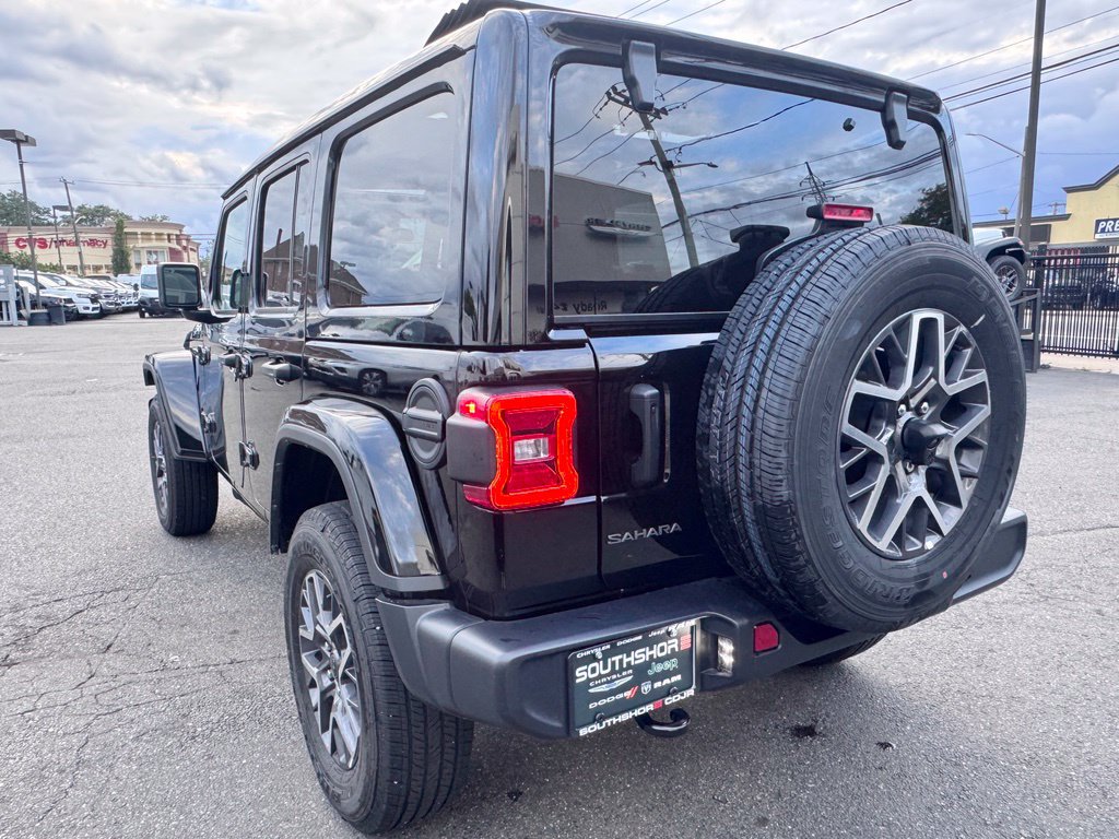 Certified 2026 Jeep Wrangler Unlimited Sahara AWD/4WD image 5