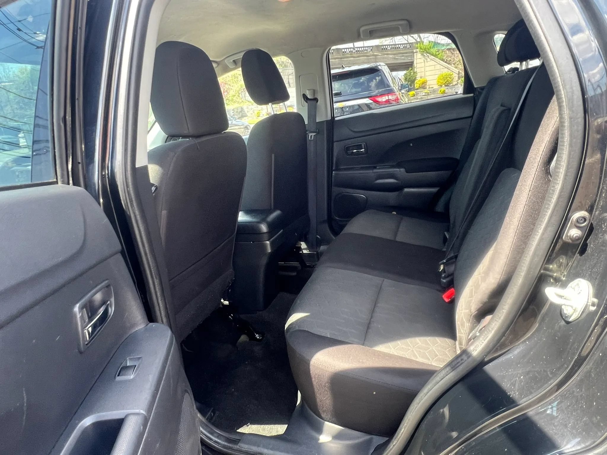 Used 2021 Mitsubishi Outlander Sport ES FWD image 25