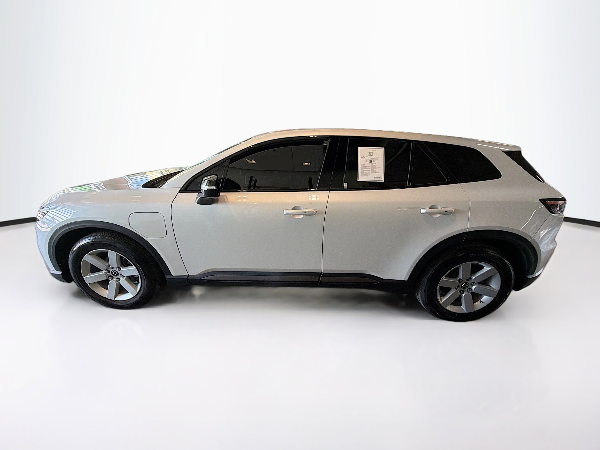 Used 2024 Honda Prologue EX image 4