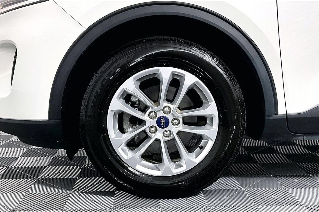 Used 2022 Ford Escape SE w/ Cold Weather Package AWD/4WD image 8