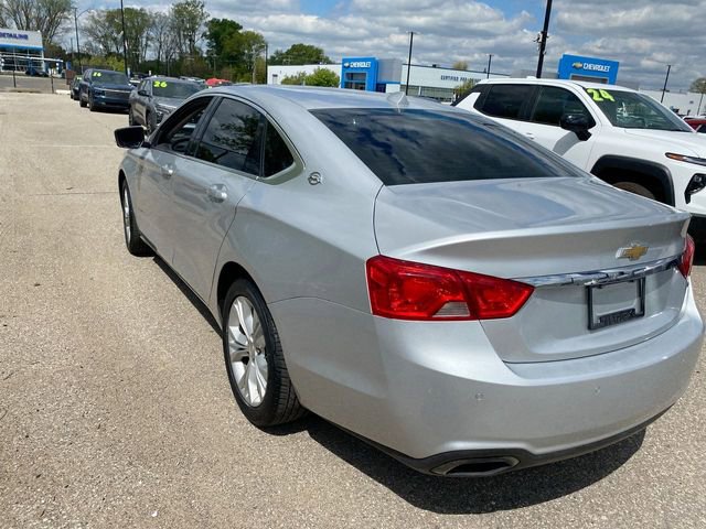 Used 2014 Chevrolet Impala LT w/ Convenience Package FWD image 11