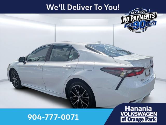 Used 2023 Toyota Camry SE FWD image 5