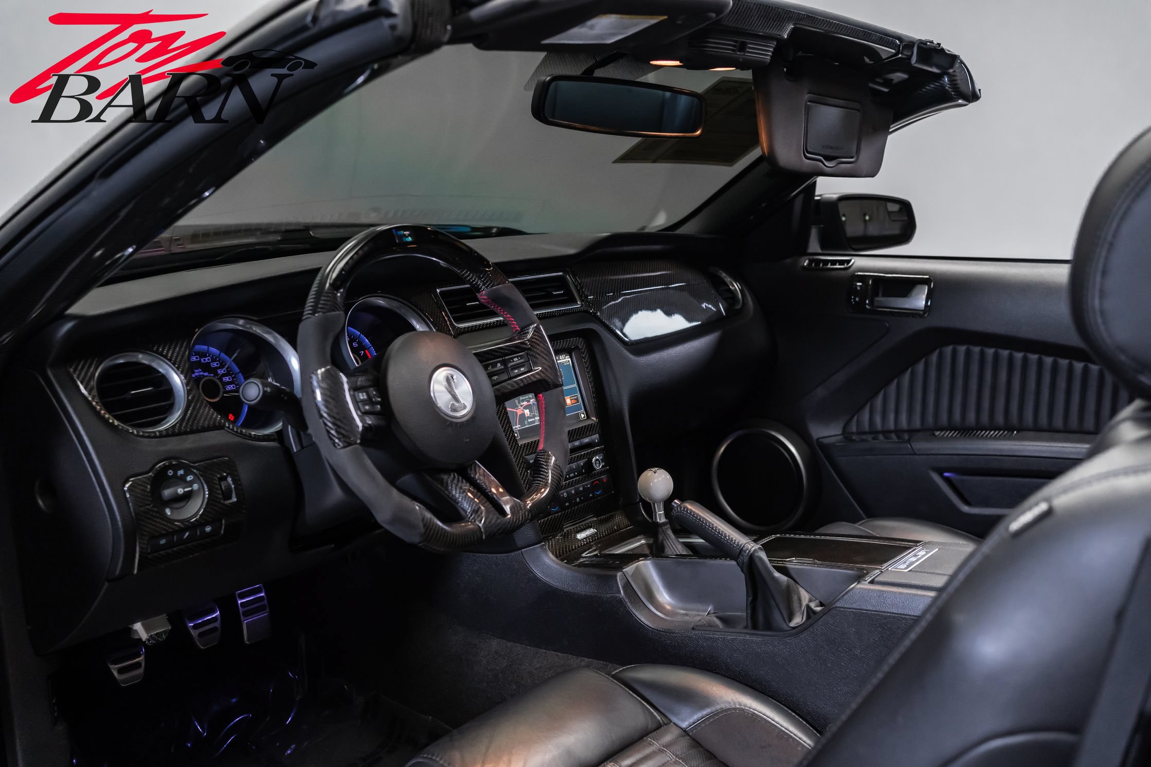 Used 2014 Ford Mustang Shelby GT500 w/ Equipment Group 821A RWD image 46