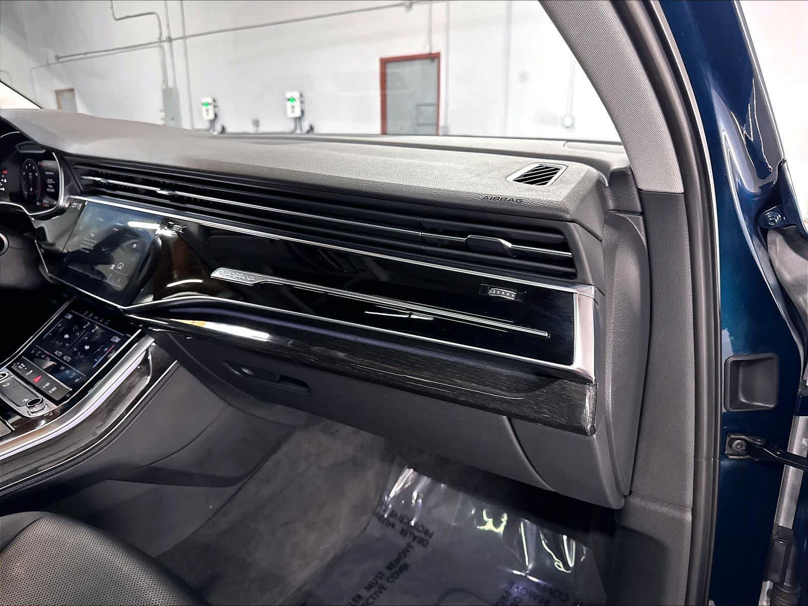 Used 2021 Audi Q7 3.0T Premium Plus w/ Executive Package AWD/4WD image 17