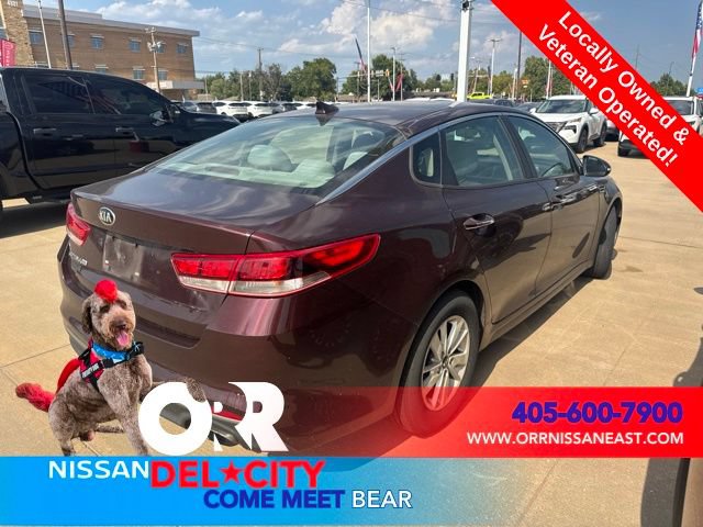 Used 2017 Kia Optima LX FWD image 4