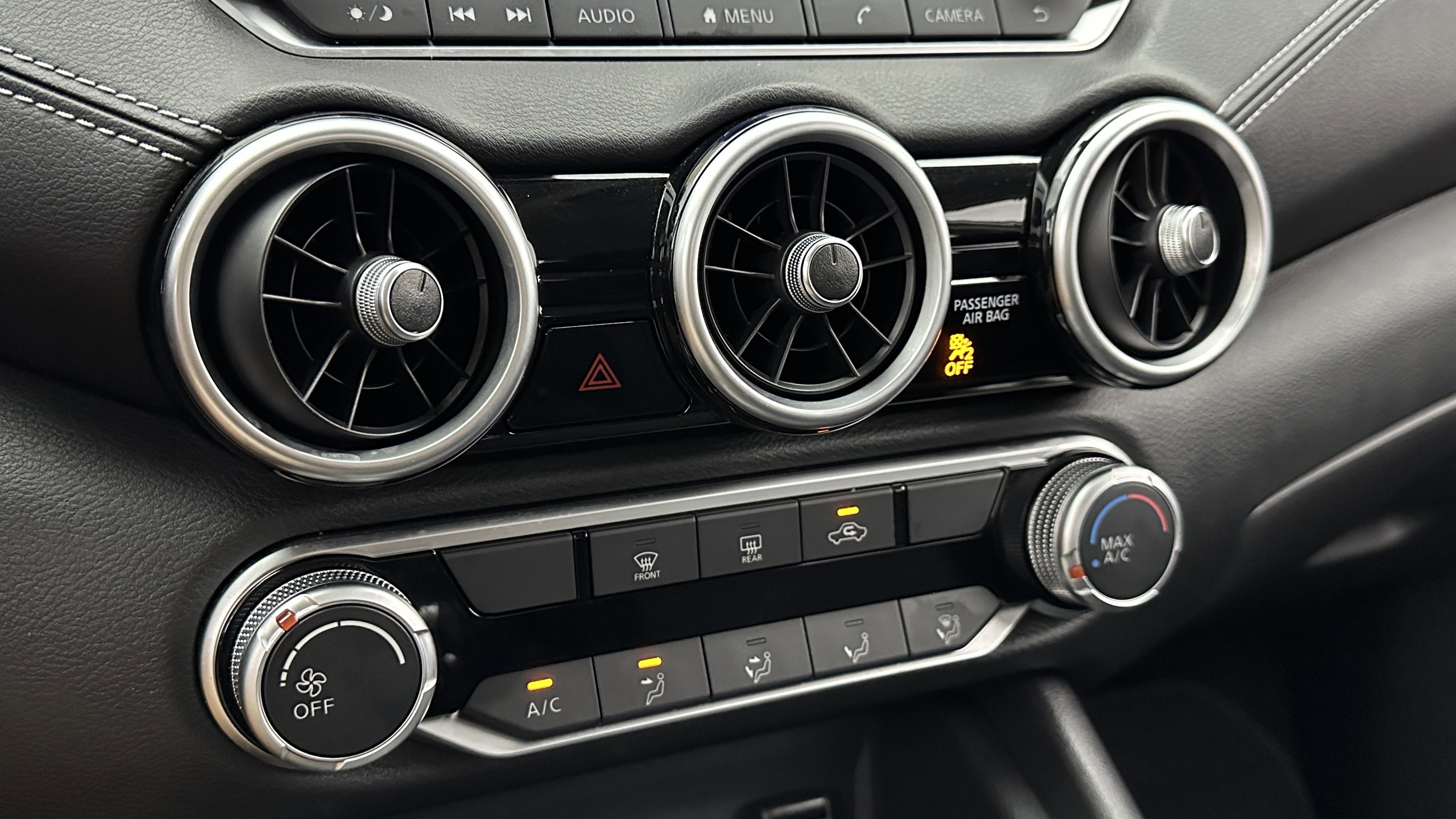 Used 2025 Nissan Sentra SV image 12