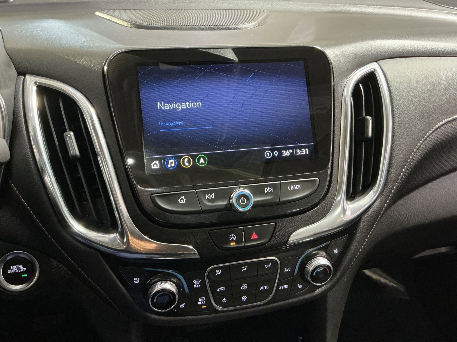 Used 2022 Chevrolet Equinox Premier image 28