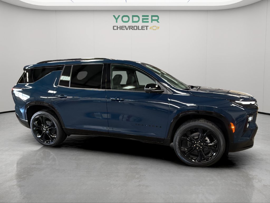 New 2027 Chevrolet Traverse RS w/ LPO, Floor Liner Package AWD/4WD image 2