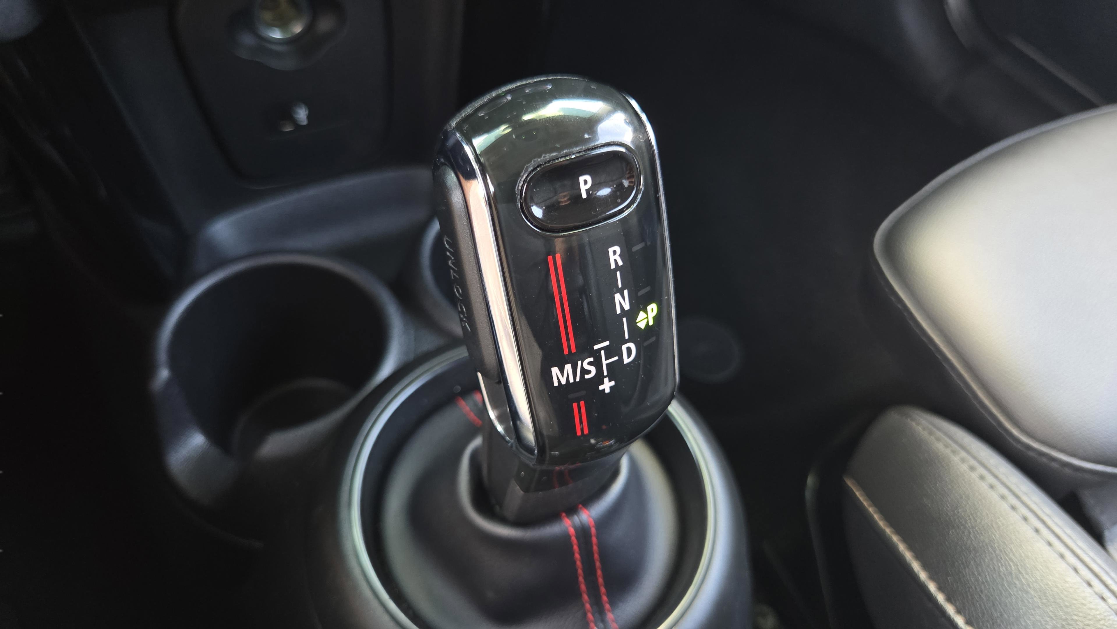 Used 2020 MINI Cooper S image 25