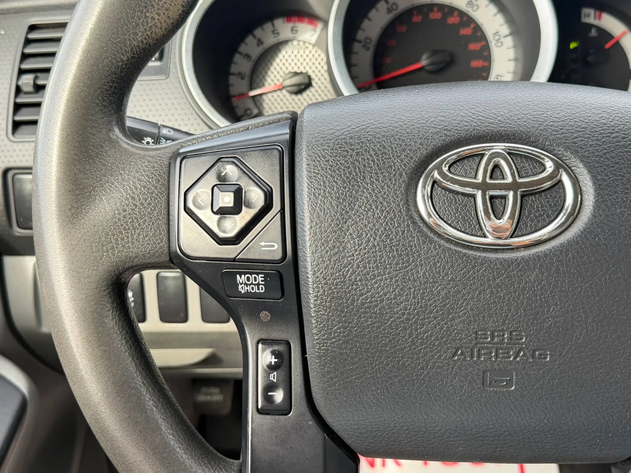 Used 2015 Toyota Tacoma 2WD Access Cab image 18