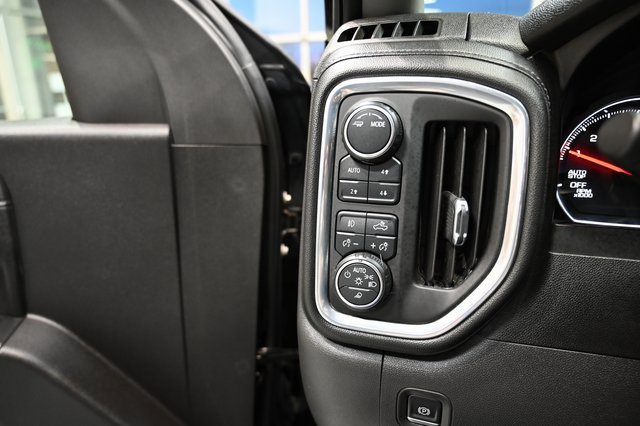 Used 2021 Chevrolet Silverado 1500 LT Trail Boss w/ Convenience Package II image 24