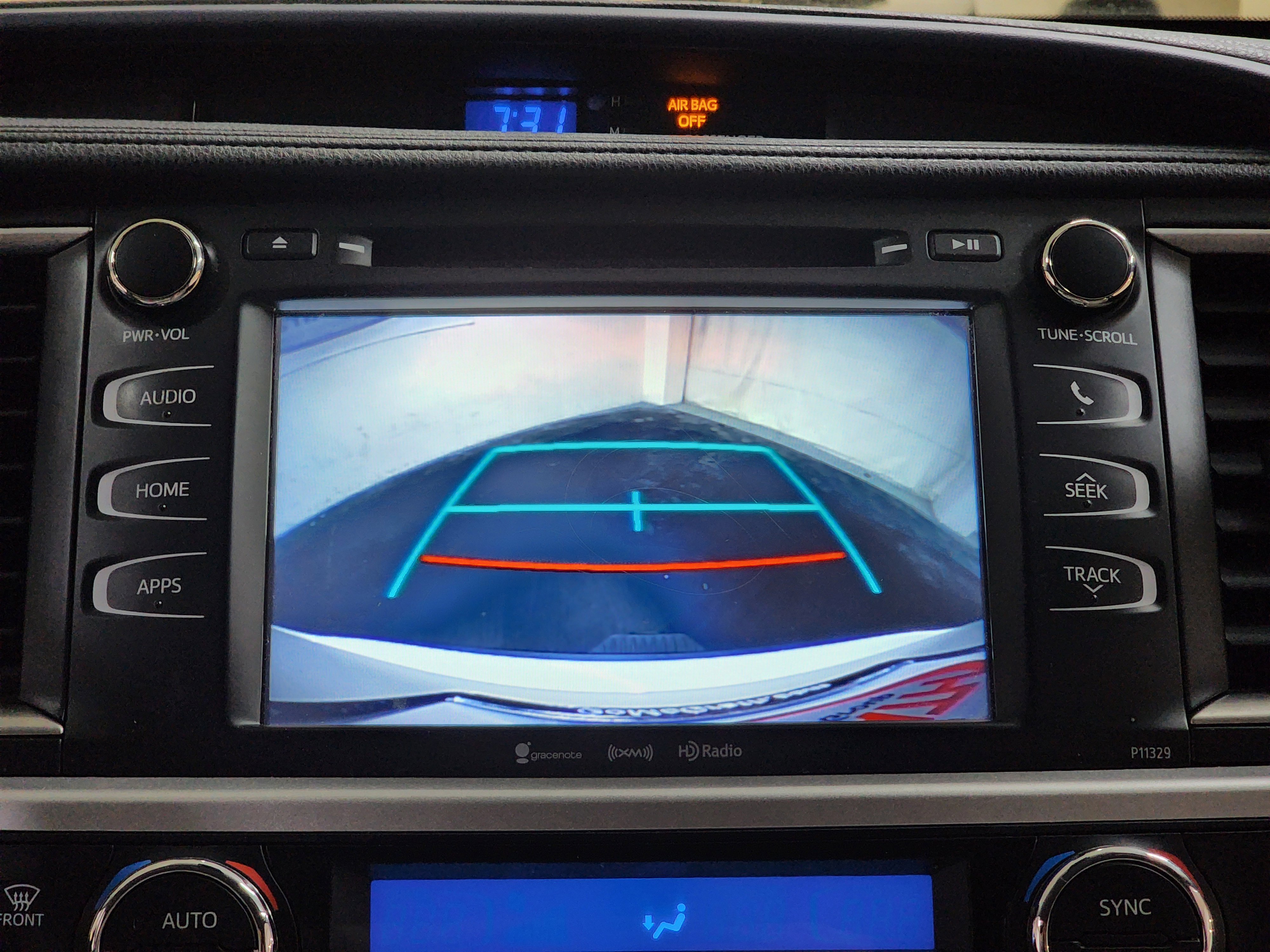 Used 2018 Toyota Highlander Plus image 28