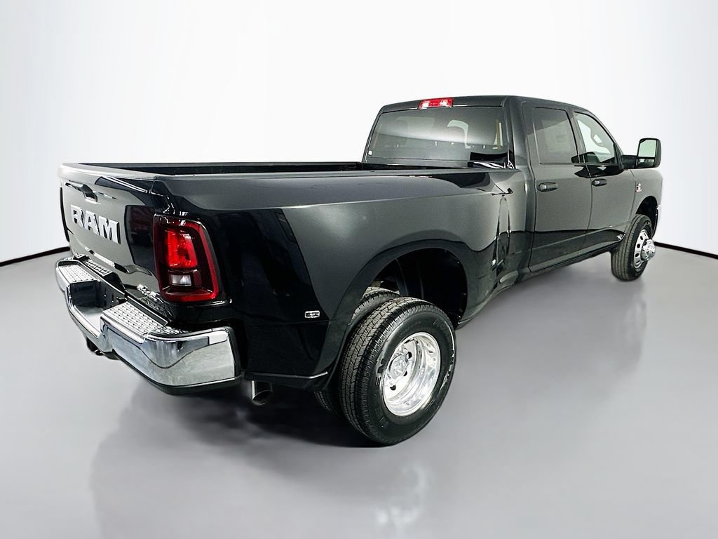 New 2026 RAM 3500 Tradesman AWD/4WD image 7