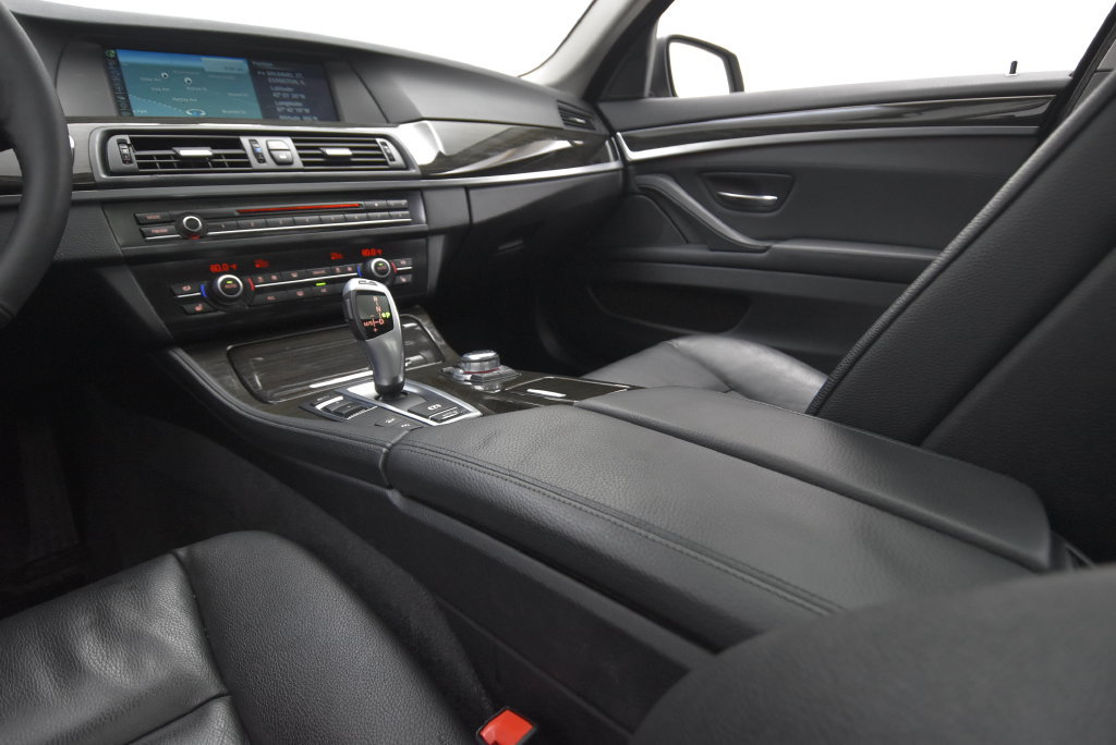 Used 2013 BMW 528i xDrive Sedan AWD/4WD image 28