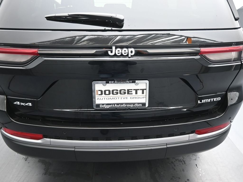 New 2026 Jeep Grand Cherokee Limited AWD/4WD image 12