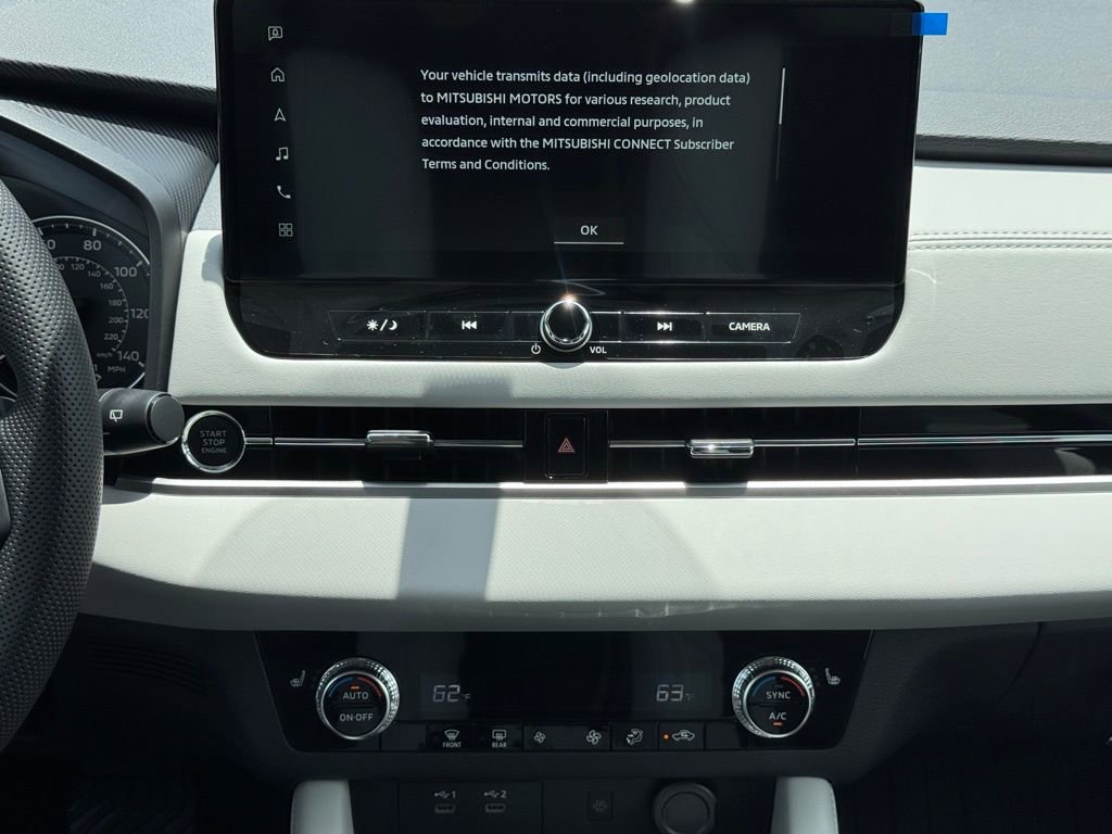 New 2025 Mitsubishi Outlander SE image 20