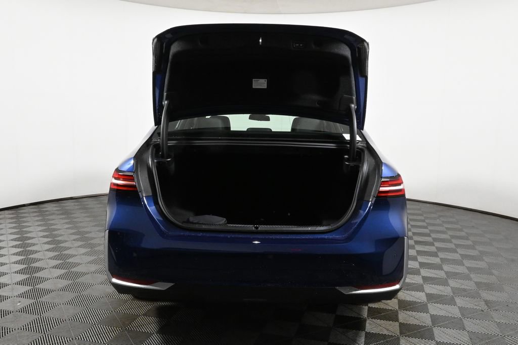 Used 2026 BMW 530i xDrive w/ Premium Package image 37