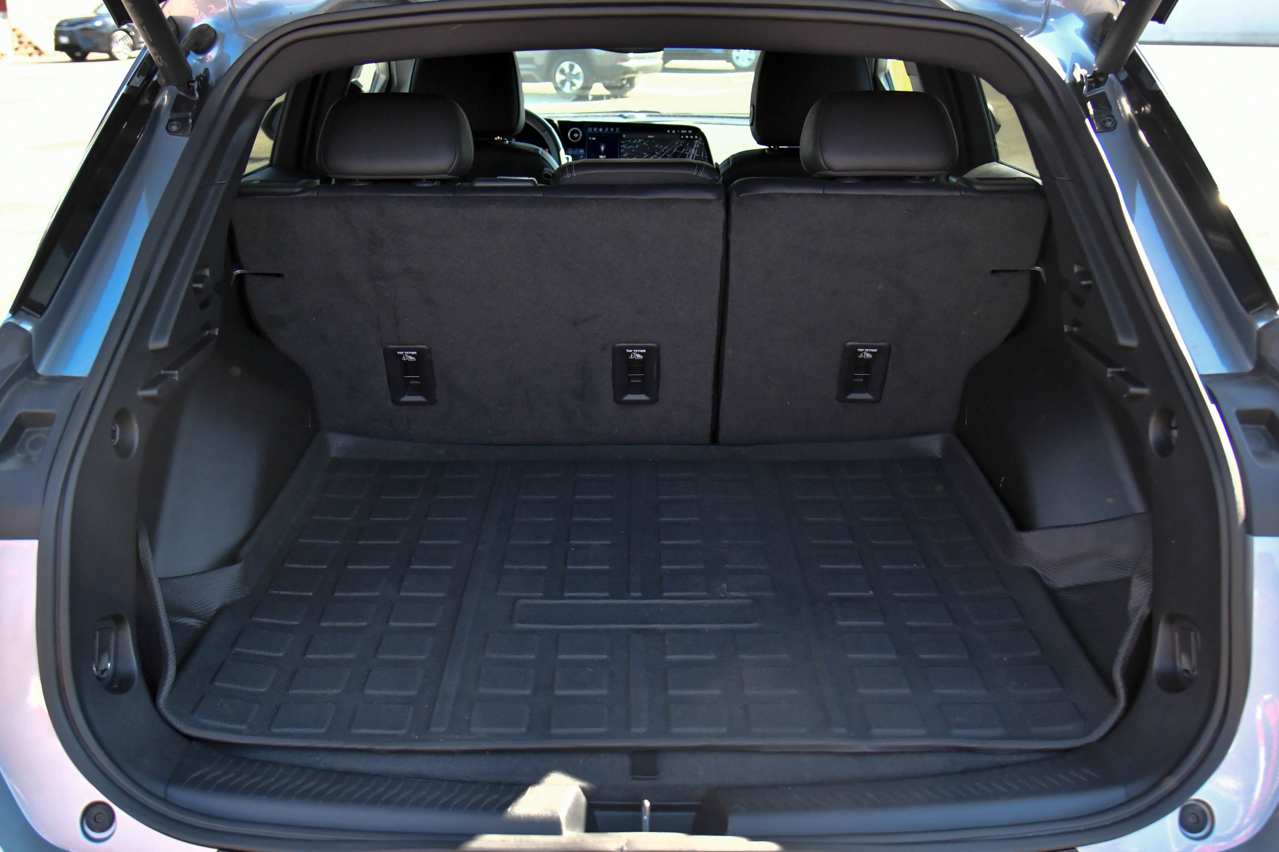 Used 2025 Chevrolet Equinox EV LT w/ Convenience Package image 49