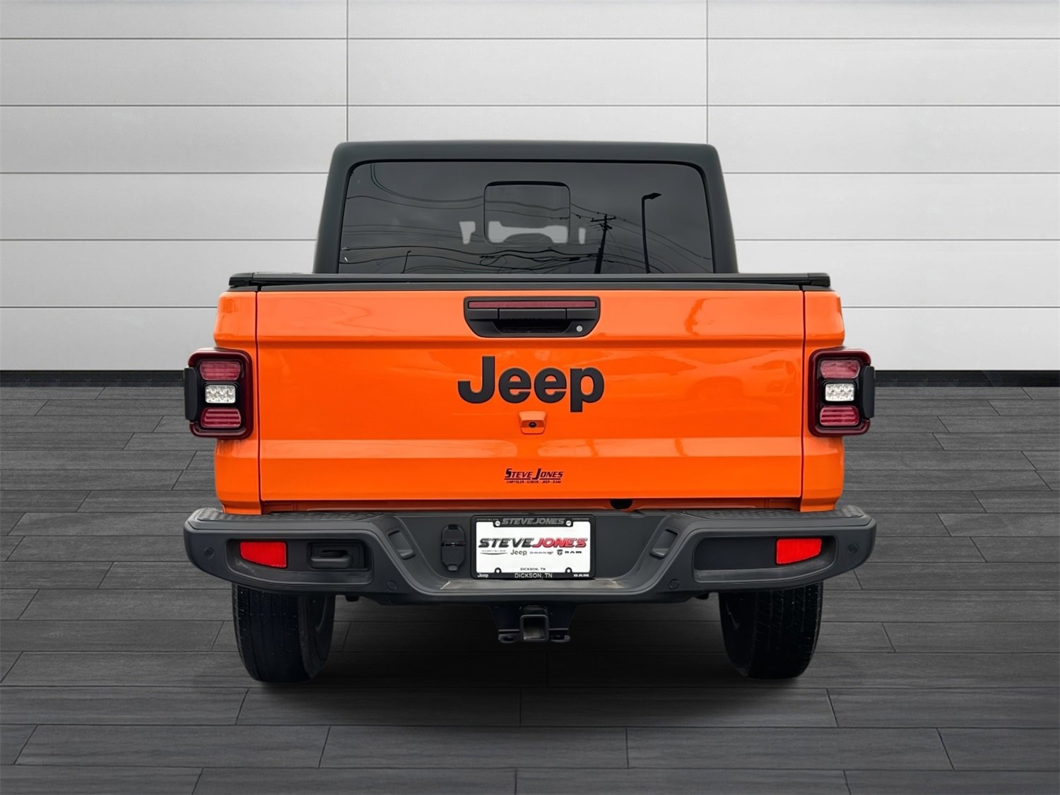 Used 2025 Jeep Gladiator Sport image 5