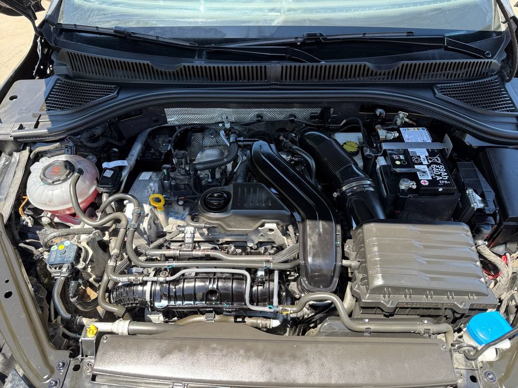 Used 2025 Volkswagen Jetta Sport FWD image 36