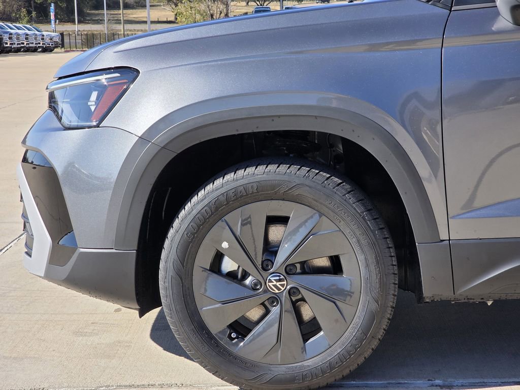 New 2026 Volkswagen Taos S FWD image 6