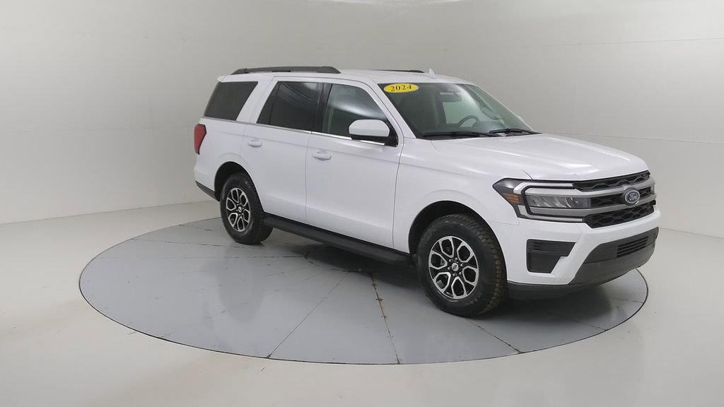 Certified 2024 Ford Expedition XLT AWD/4WD image 12
