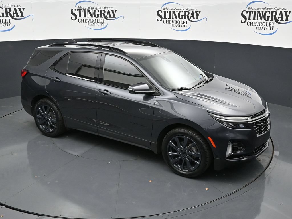 Used 2022 Chevrolet Equinox RS w/ RS Leather Package FWD image 18