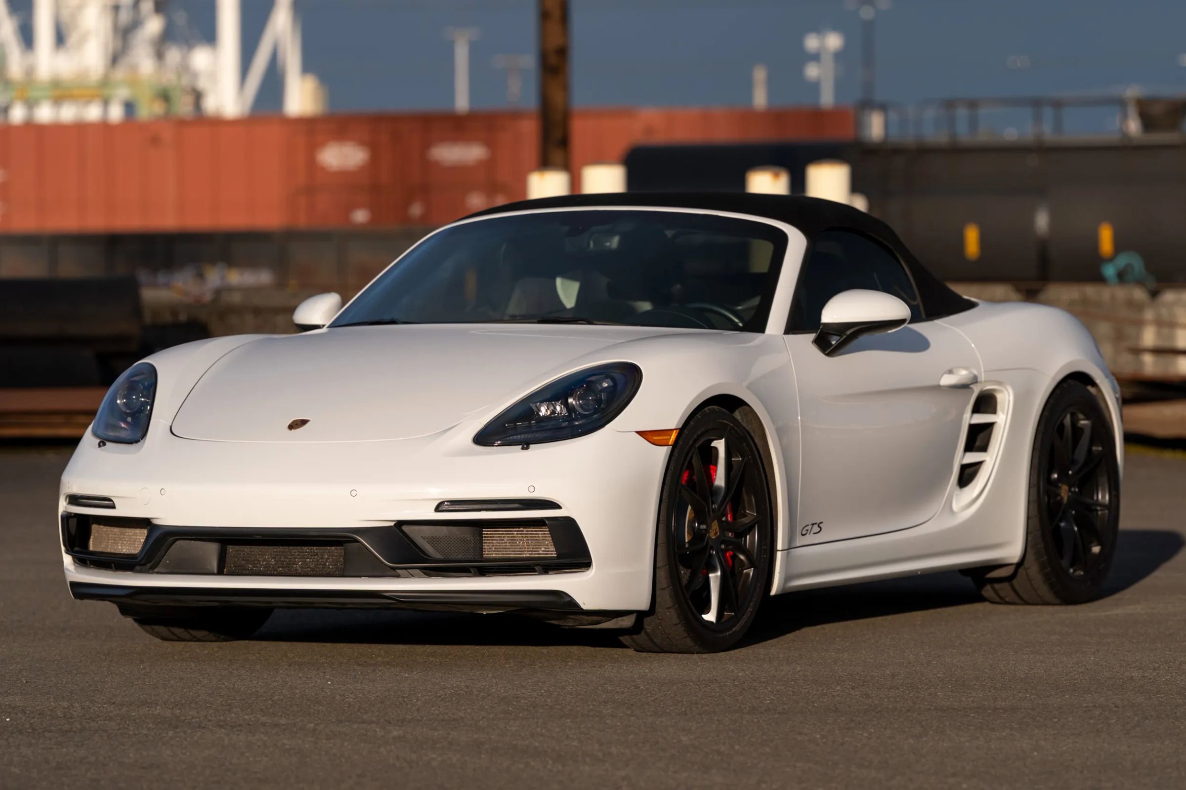 Used 2018 Porsche 718 Boxster GTS RWD image 1