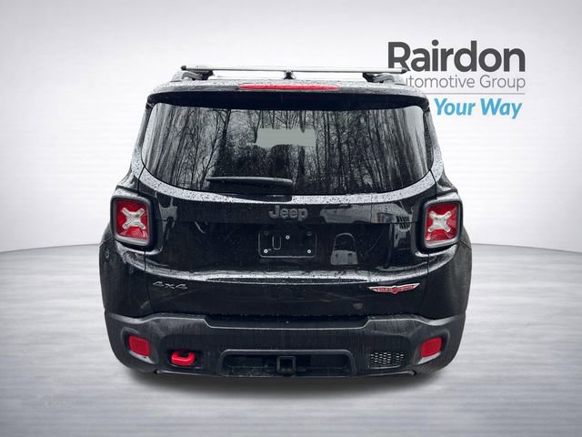 Used 2016 Jeep Renegade Trailhawk w/ Premium Trailhawk Package AWD/4WD image 7