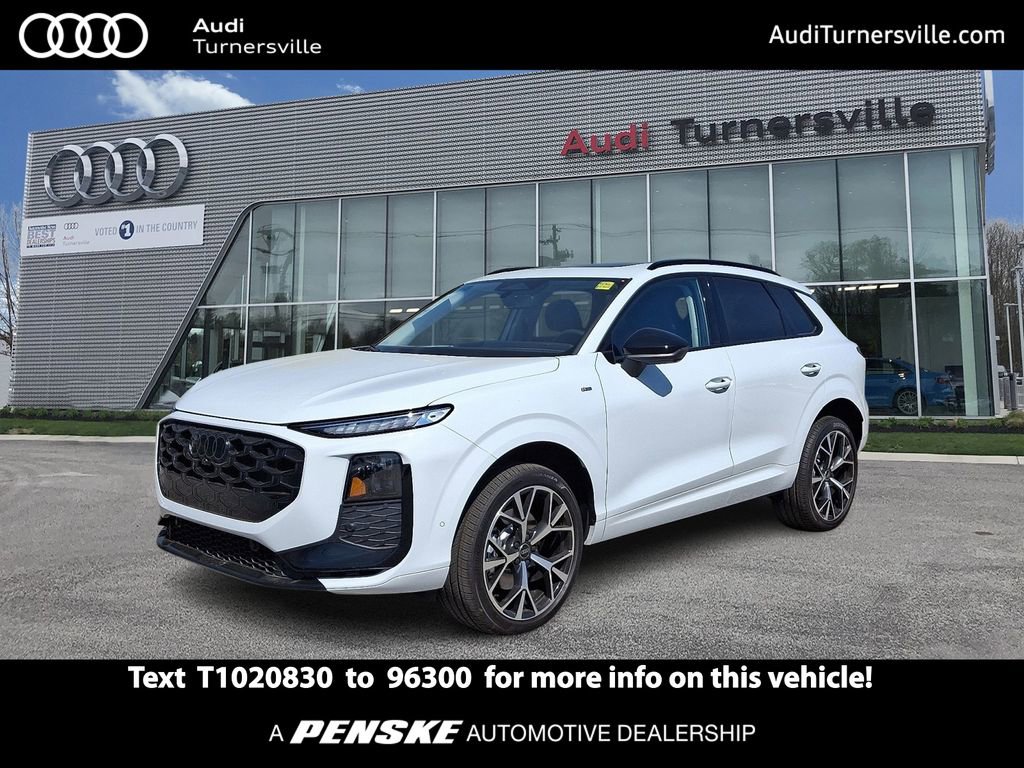 New 2026 Audi Q3 quattro 2.0T AWD/4WD image 1